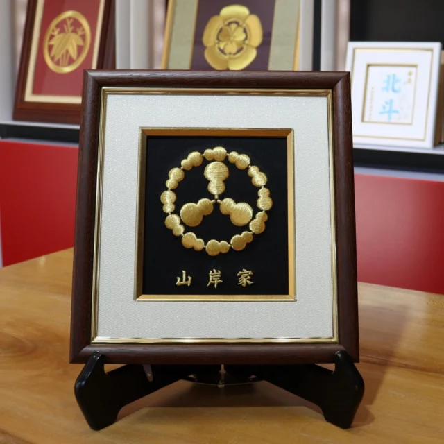 【すぐ発送】東京文化刺繍専用額3号木地 高級額縁 紺 別珍 Art 新品未使用 楽天市場】東京文化刺繍キット BSK-713 「サツキ」(1号額付